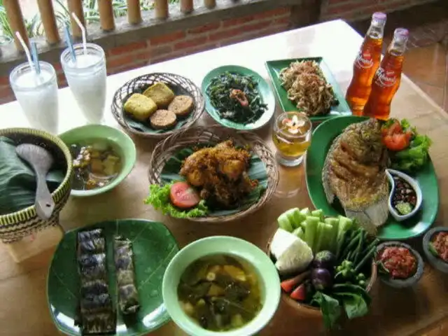 Gambar Makanan Sangkuriang Resto 12