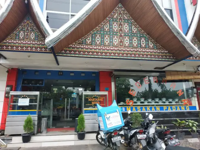 Gambar Makanan Restoran Sederhana 5