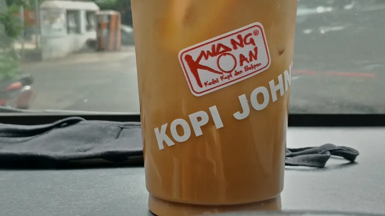 Kwang Koan - Kopi Johny