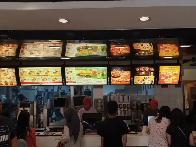 Gambar Makanan McDonald's - Mall Ratu Indah 8