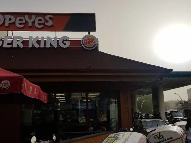 Popeyes Louisiana Kitchen'nin yemek ve ambiyans fotoğrafları 15