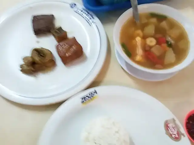 Gambar Makanan Warung Nasi AMPERA 9