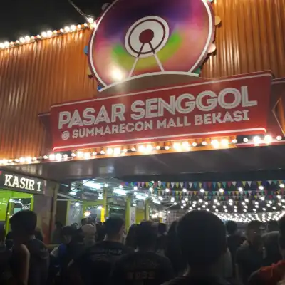 Pasar Senggol Summarecon Mal Bekasi