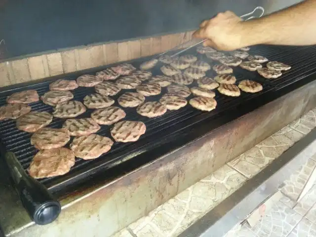 DUMLUPINAR ET MANGAL TAVUK KÖFTE'nin yemek ve ambiyans fotoğrafları 3