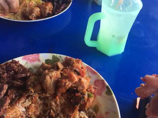Medan Selera Kg. Nelayan Food Photo 9