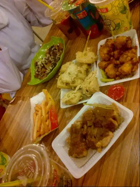 Gambar Makanan Food Park Kediri Mall 9