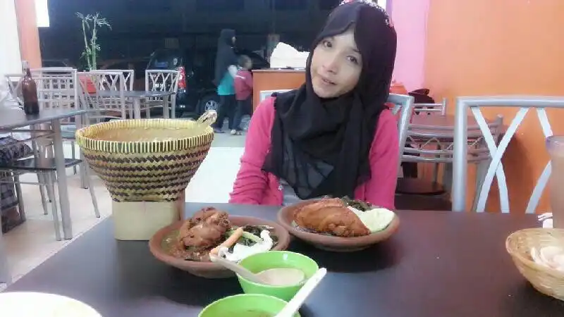 Ayam Penyet Teteh Food Photo 8