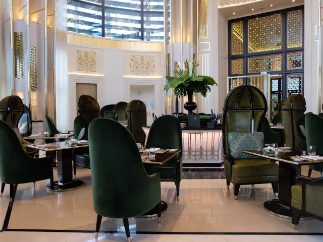 Gambar Makanan Palm Court - Four Seasons Hotel 18