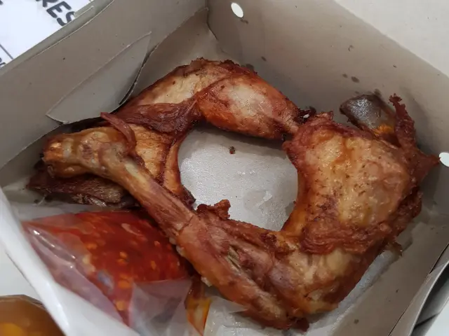 Gambar Makanan Ayam Goreng Presto Cipete 2