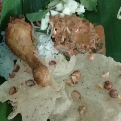 Gambar Makanan Nasi Pecel Pincuk Khas Madiun (Pak Kumis), Gunung Malang 19