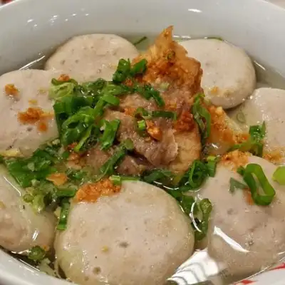 Bakso Solo, Letda Made Putra