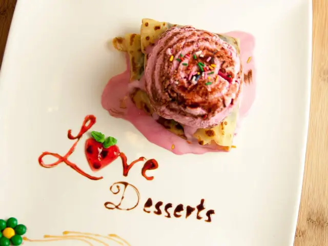 Love Desserts Food Photo 3