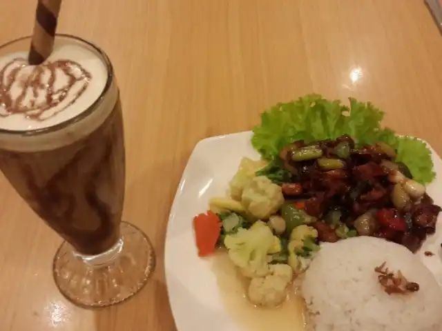 Gambar Makanan Spring Leaf Cafe - Eka Hospital 7