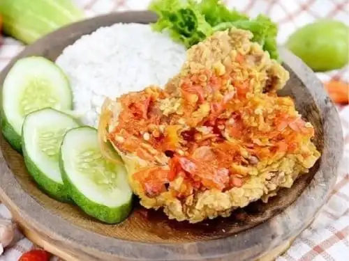 Ayam Tabok-Tabok, Dan Mie Ayam Happy, Mayorsalim