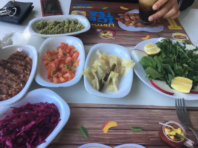 Özden Konya Sofrası'nin yemek ve ambiyans fotoğrafları 1