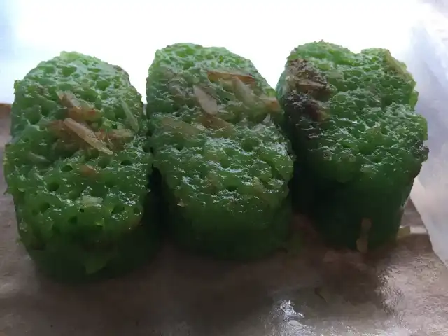 Gambar Makanan Toko Kue Sukahati 3