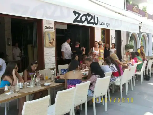 Zazu Cafe Restaurant Bar'nin yemek ve ambiyans fotoğrafları 57
