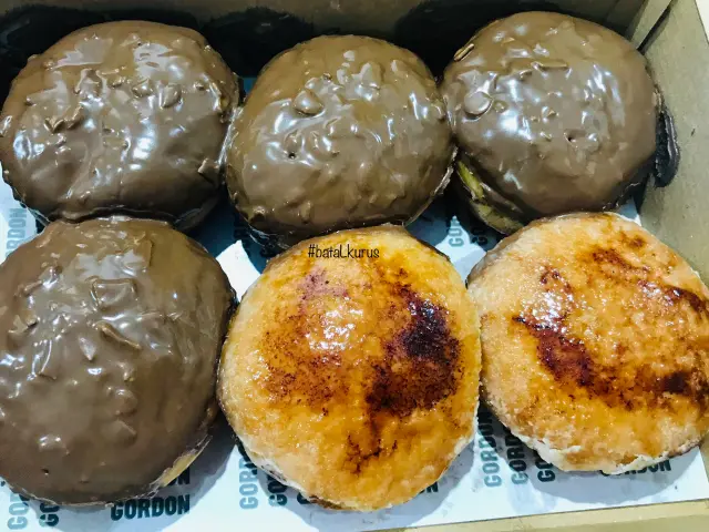 Gambar Makanan Gordon Donuts & Coffee 8