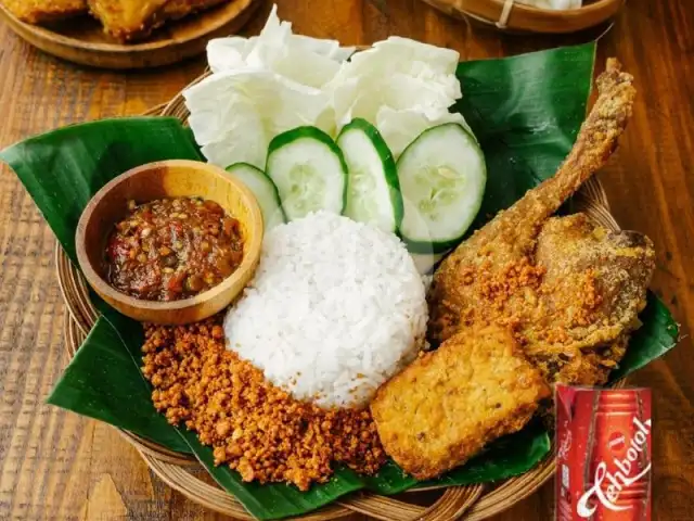 Gambar Makanan Ayam Goreng Lemoe, Kelapa Gading 12