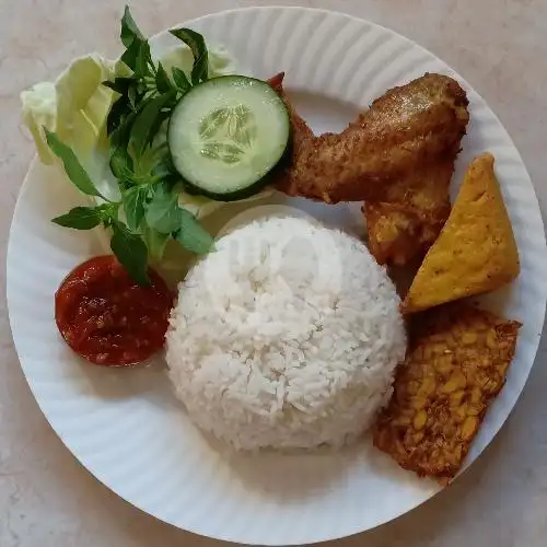 Gambar Makanan Ayam Goreng Jamilah, Plongkowati 2