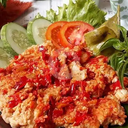 Gambar Makanan Ayam Lalapan Jumbo Bu-Siska, Banjarbaru 18