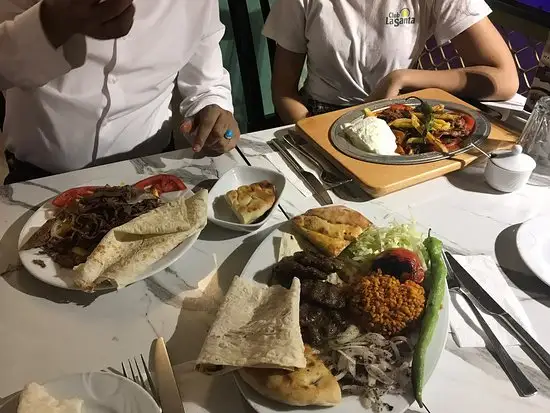 Maranda Döner'nin yemek ve ambiyans fotoğrafları 18