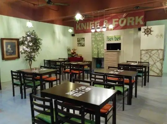Knife and Fork Restaurant Food Photo 2