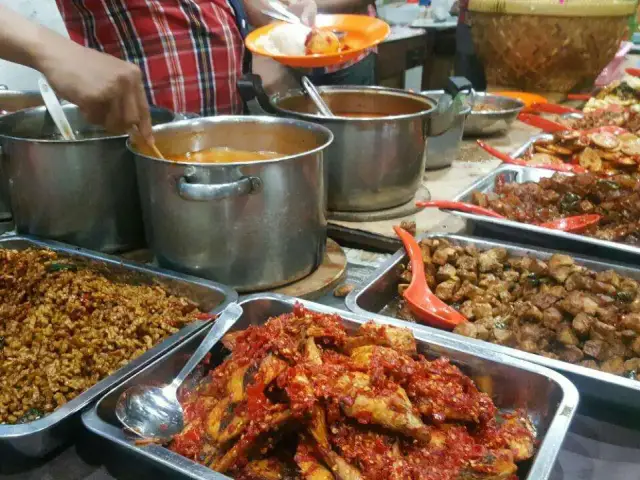 Gambar Makanan Nasi Uduk Ibu Sum 10