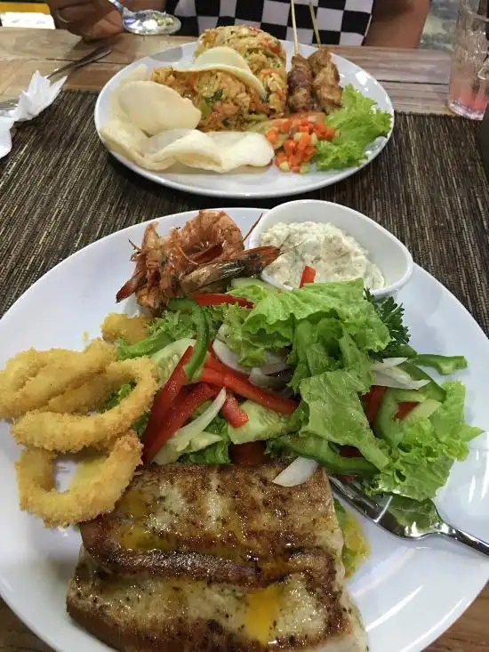 Gambar Makanan The PaD bar & grill on Legian St 17