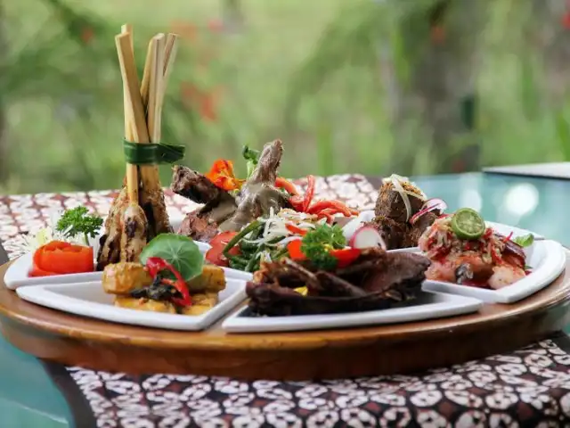 Gambar Makanan Tetaring Restaurant - Indonesian Cuisine 7