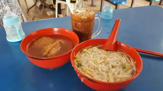 Long Heng Lun Handmade Rice Noodles