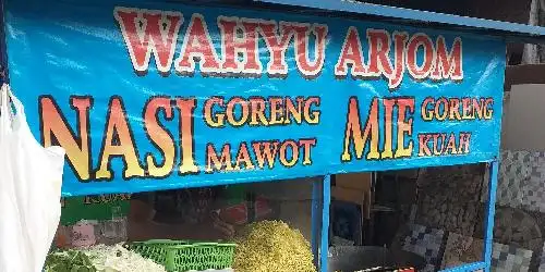 Nasi Goreng Wahyu Arjom, Bumi Mas