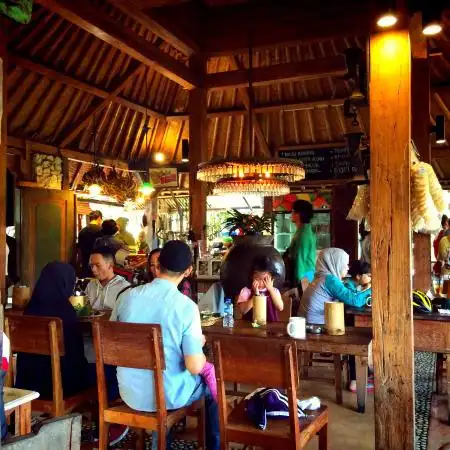 Gambar Makanan Warung Taru (Rumah Kayu) 18