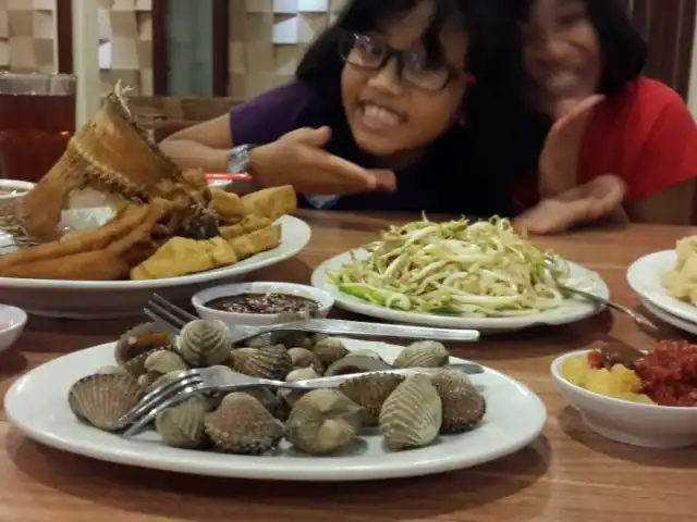 Gambar Makanan Rasane Seafood & Ikan Bakar 16