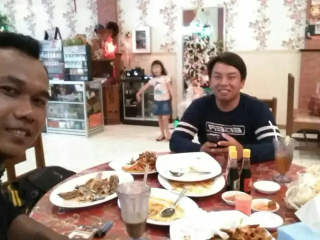 Gambar Makanan Sari Ponti Restaurant 7