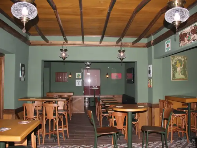 The HARP Irish Pub'nin yemek ve ambiyans fotoğrafları 10