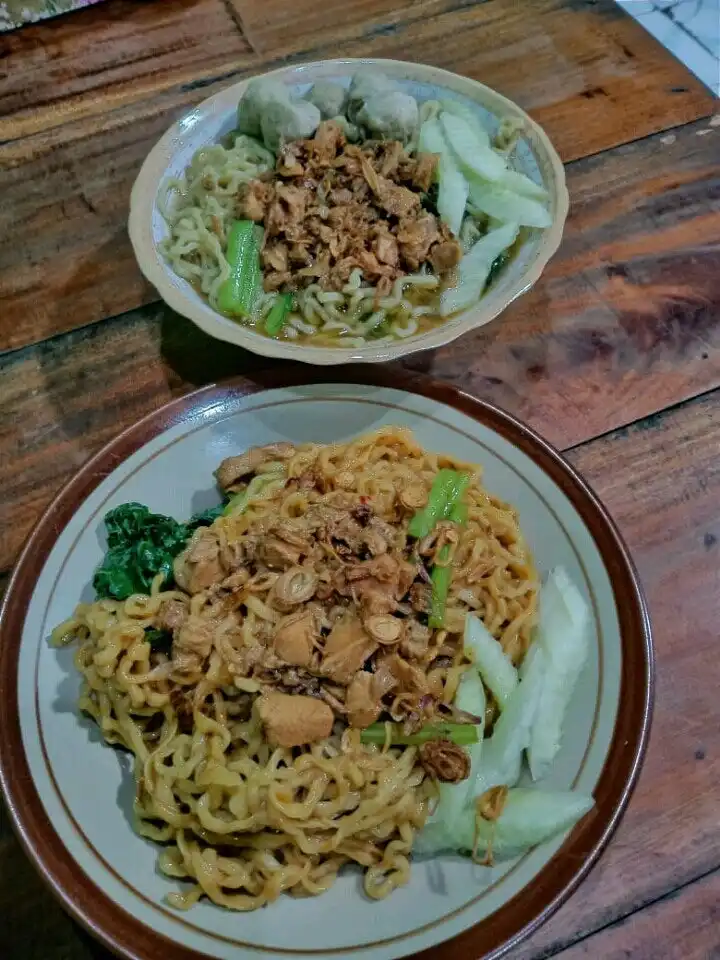 Mie Ayam Goreng Pak No