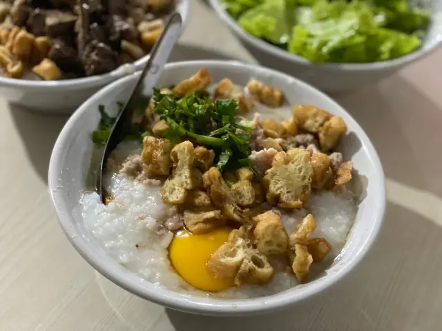 Bubur Ayam Spesial Ko Iyo