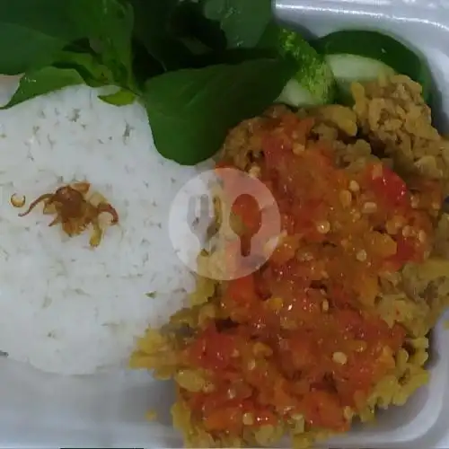 Gambar Makanan Ayam Geprek Dapur Kirana, Rw Monginsidi 1