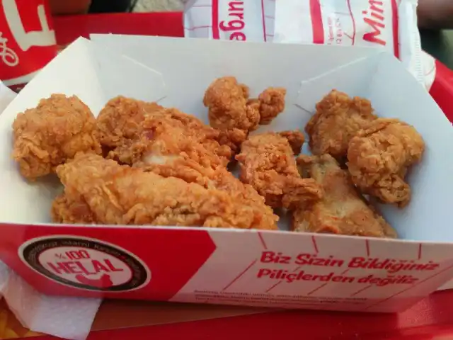 Arden Fried Chicken'nin yemek ve ambiyans fotoğrafları 8