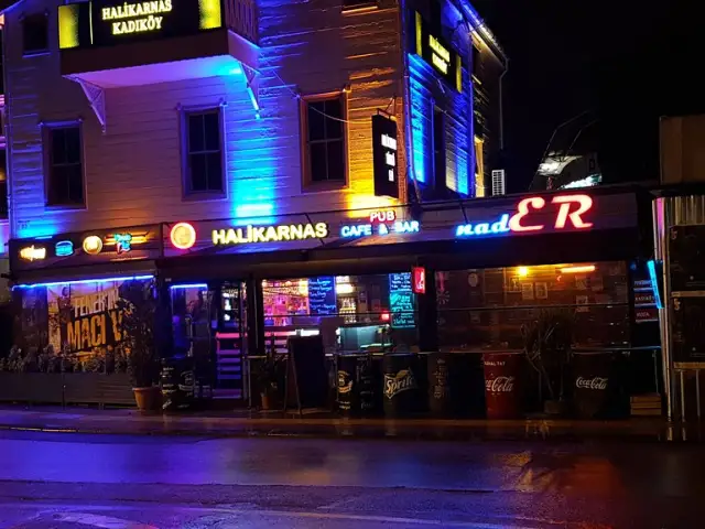 Halikarnas Pub ERbar'nin yemek ve ambiyans fotoğrafları 6