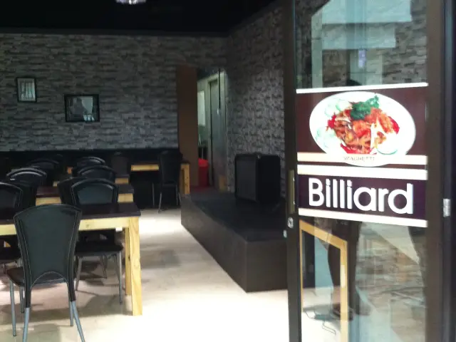 Gambar Makanan Limkie Billiard Cafe 2