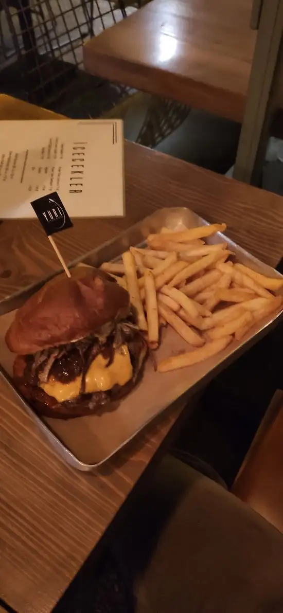 Yuri Burger'nin yemek ve ambiyans fotoğrafları 9