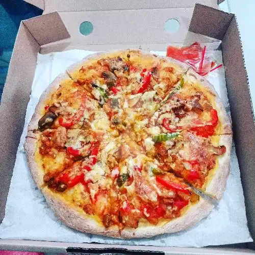 Gambar Makanan Metta Pizza - Pizza Cinta Kasih 1