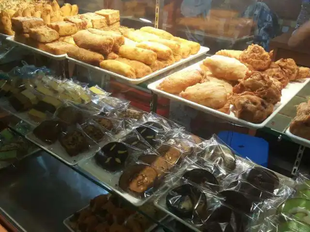 Gambar Makanan Xenia Bakery 18