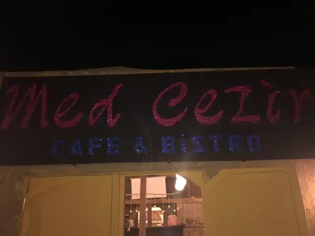 Med Cezir Cafe & Bistro'nin yemek ve ambiyans fotoğrafları 5