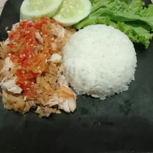 Gambar Makanan Ayam Geprek Refa, Jl. Gubeng Klingsingan 2/26 1