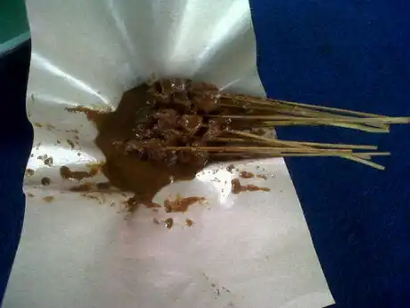 Gambar Makanan Sate Babi Tanah Wuk Sangeh 14