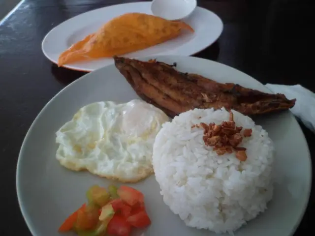 Fariñas Ilocos Empanada Food Photo 12