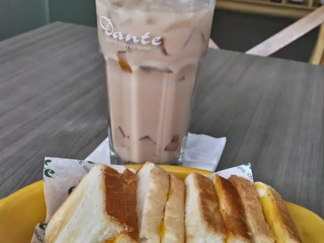 Gambar Makanan DanteCoffee-HotelZoom 8